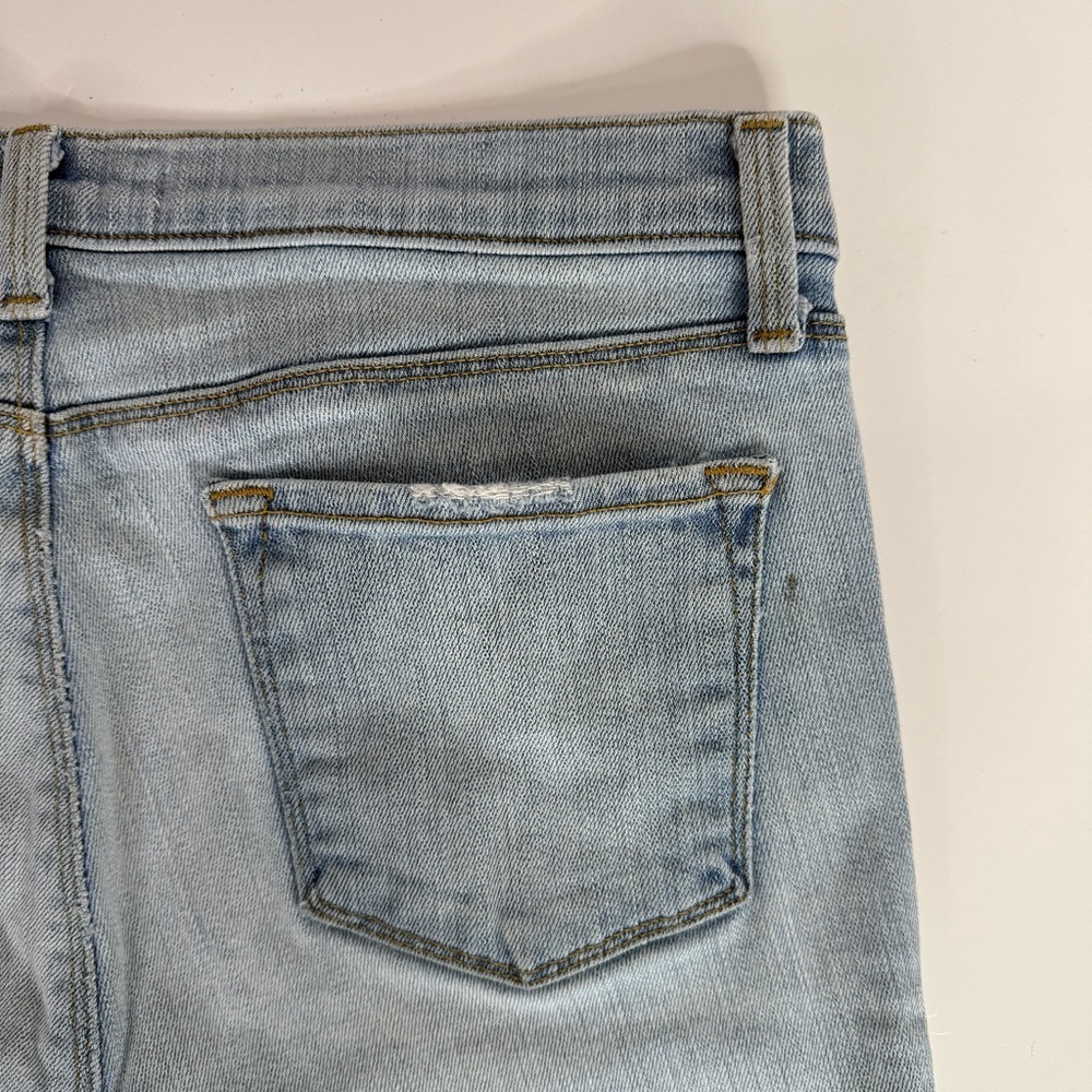 J BRAND Size 30 Mid Rise Capri Beach Line Light Wash 31 Inch Waist Blue Jeans - Picture 12 of 16